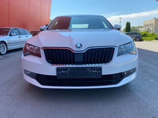 Skoda Superb foto 2