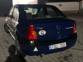 Dacia Logan foto 2