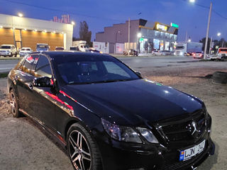 Mercedes E-Class foto 3