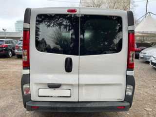 Opel Vivaro foto 4