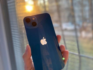 ПОЧТИ НОВЫЙ ТЕЛЕФОН iPhone 13 foto 6