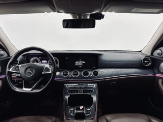 Mercedes E-Class foto 14