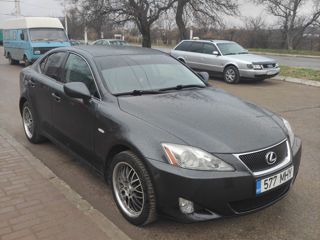 Lexus IS Series foto 3