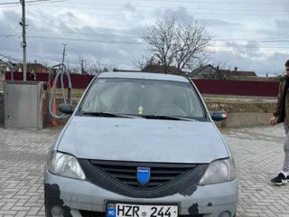 Dacia Logan foto 2