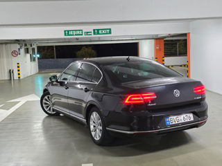 Volkswagen Passat foto 6