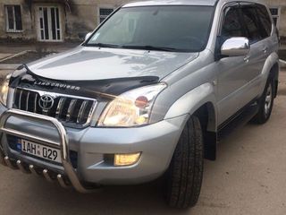 Toyota Land Cruiser Prado foto 1