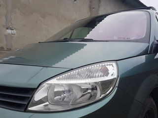 Renault Grand Scenic foto 6