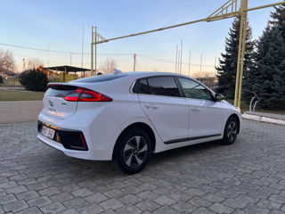 Hyundai Ioniq foto 6