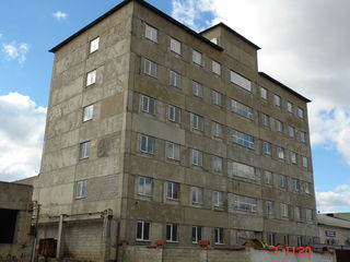 Продается шестиэтажное здание.Chisinau, Uzinelor 198 foto 1