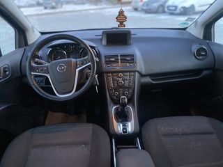 Opel Meriva foto 8