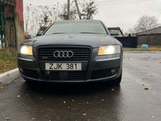 Audi A8 foto 2