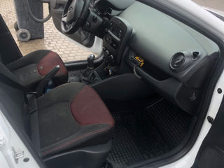 Renault Clio foto 6