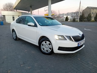 Skoda Octavia foto 2