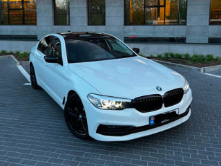 BMW 5 Series foto 3