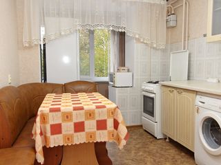 Apartament cu 3 camere, 84 m², Centru, Chișinău foto 4