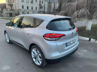 Renault Scenic foto 9