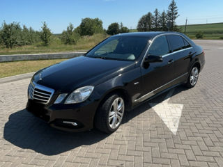 Mercedes E-Class foto 2