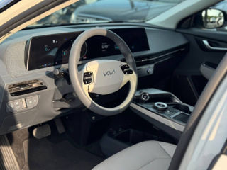 KIA EV6 фото 8