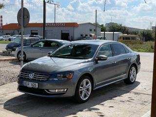 Volkswagen Passat foto 2