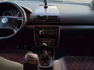 Volkswagen Sharan foto 6