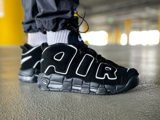 Nike Air More Uptempo Black/White Unisex foto 2