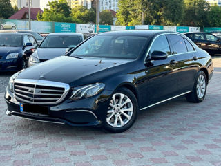 Mercedes E-Class foto 1