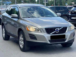 Volvo XC60 фото 4