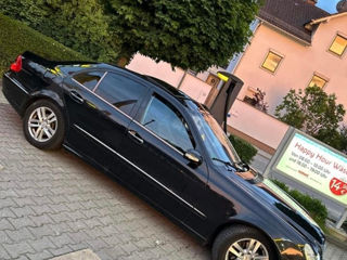 Mercedes E-Class foto 7