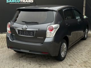 Toyota Verso foto 4