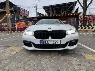 BMW 7 Series foto 6