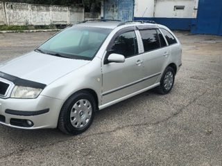 Skoda Fabia foto 3