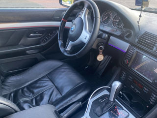 BMW 5 Series foto 3