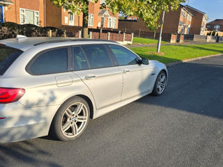 BMW 5 Series foto 6