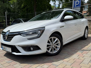 Renault Megane фото 2