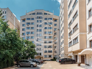Apartament cu 3 camere, 274 m², Centru, Chișinău foto 5