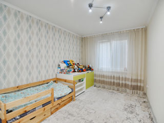 Apartament cu 4 camere, 80 m², Botanica, Chișinău foto 4