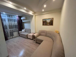 Apartament cu 1 cameră, 43 m², Buiucani, Chișinău foto 3