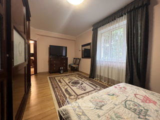 Apartament cu 2 camere, 109 m², Centru, Chișinău foto 10