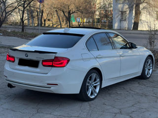 BMW 3 Series foto 4