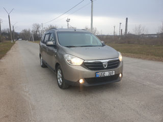 Dacia Lodgy foto 2