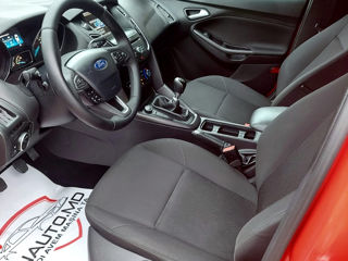 Ford Focus foto 9