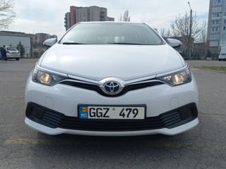 Toyota Auris foto 9