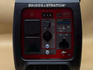 Briggs and Stratton generator 2400W foto 4