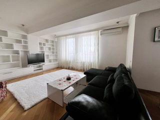 Apartament cu 3 camere, 130 m², Centru, Chișinău foto 2