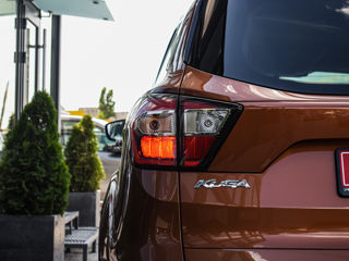 Ford Kuga foto 15