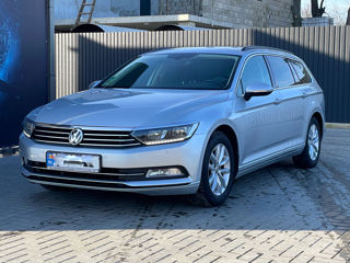 Volkswagen Passat foto 3