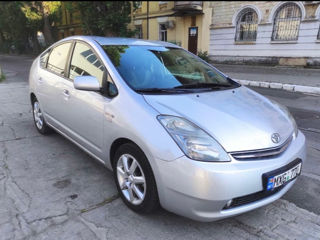 Toyota Prius foto 2