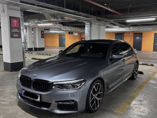 BMW 5 Series foto 1