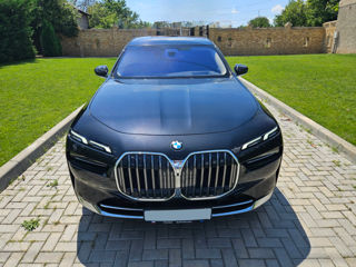 BMW 7 Series foto 2