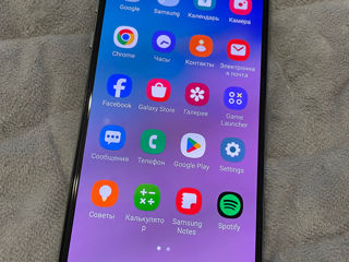 Samsung Galaxy S10e foto 3